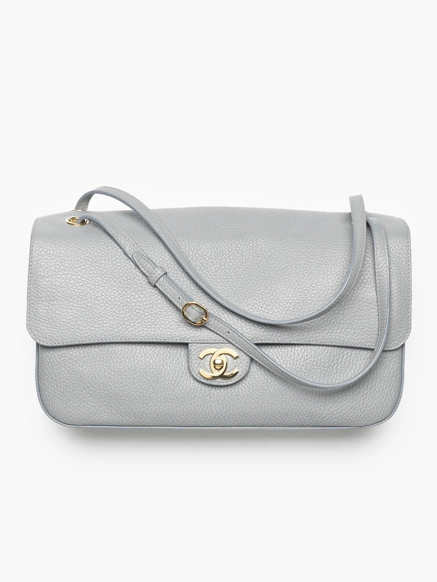 Chanel maxi flap - 32cm leather
